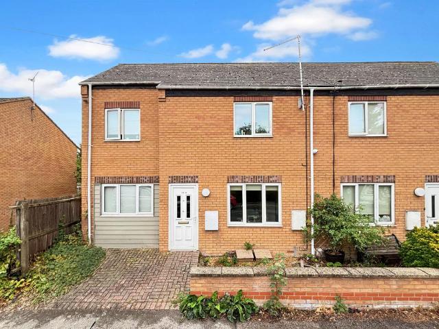 5 bedroom semi detached house for sale