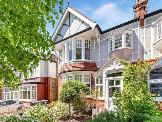 5 bedroom semi detached house for sale