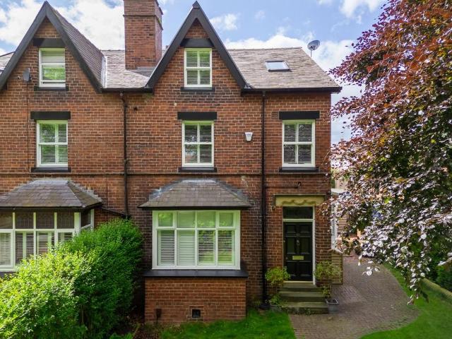 5 bedroom semi detached house for sale