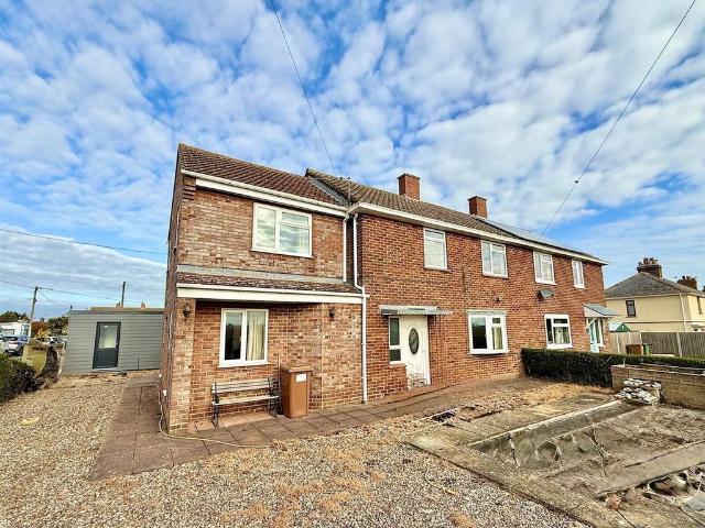 5 bedroom semi detached house for sale
