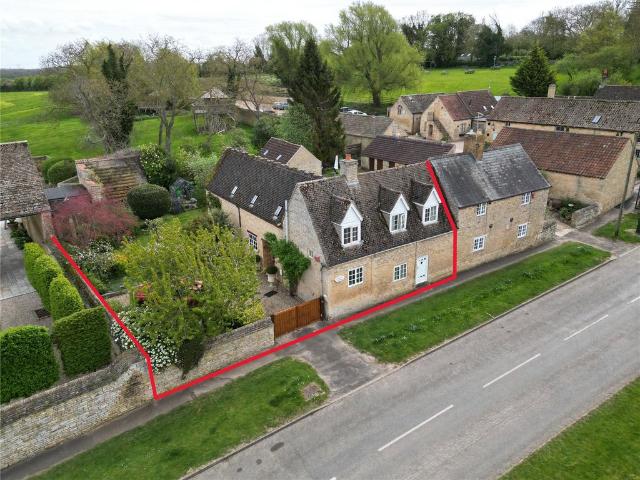 5 bedroom semi detached house for sale