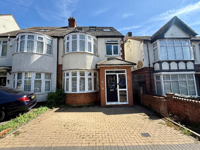 5 bedroom semi detached house for sale