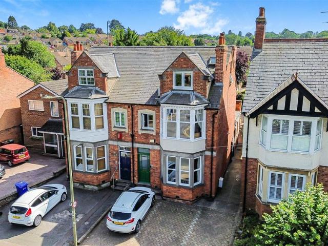 5 bedroom semi detached house for sale