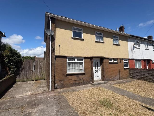 5 bedroom semi detached house for sale