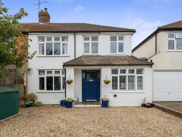 5 bedroom semi detached house for sale