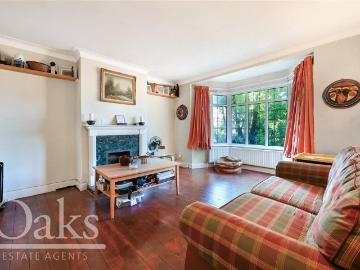 5 bedroom semi detached house for sale