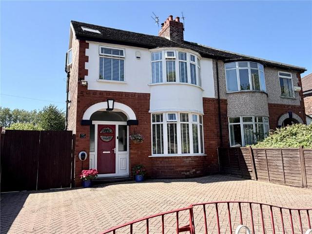 5 bedroom semi detached house for sale