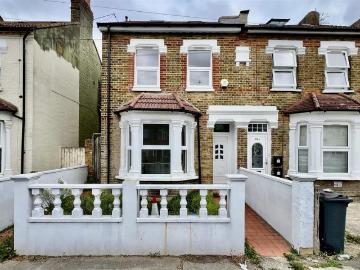 5 bedroom semi detached house for sale