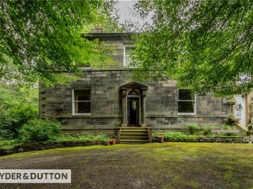 Shaw and Crompton, OL2, Bradford and West Yorkshire, North England