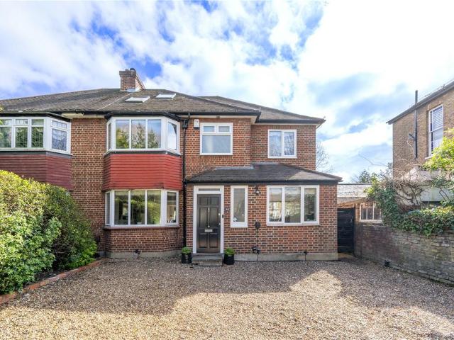 6 bedroom semi detached house for sale
