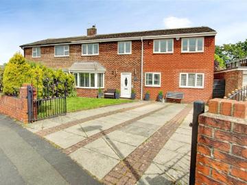 5 bedroom semi detached house for sale