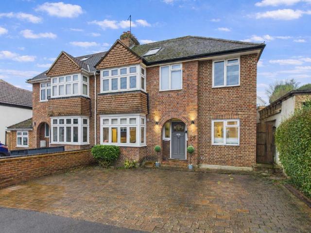 5 bedroom semi detached house for sale