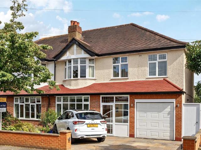 5 bedroom semi detached house for sale