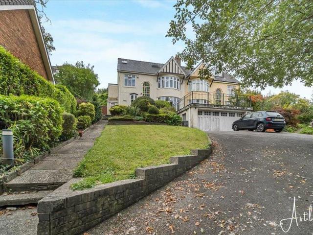 5 bedroom semi detached house for sale