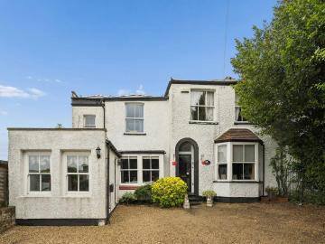5 bedroom semi detached house for sale