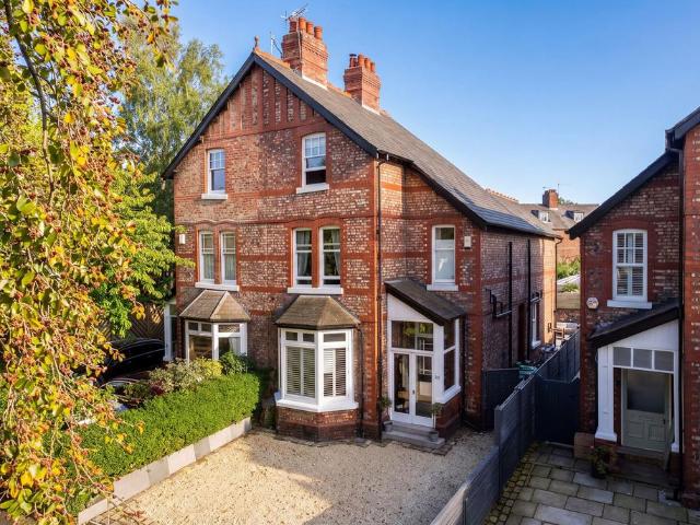 5 bedroom semi detached house for sale