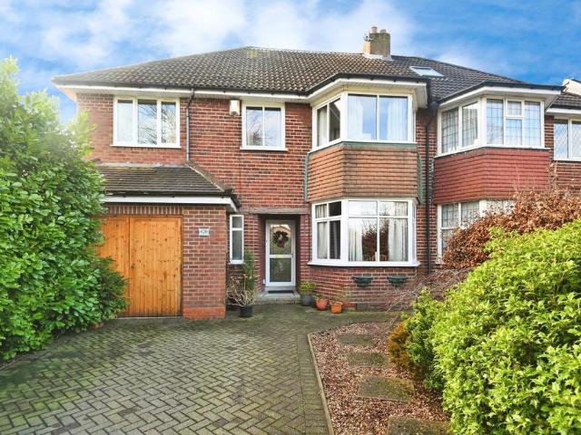 5 bedroom semi detached house for sale