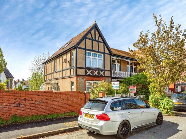 5 bedroom semi detached house for sale