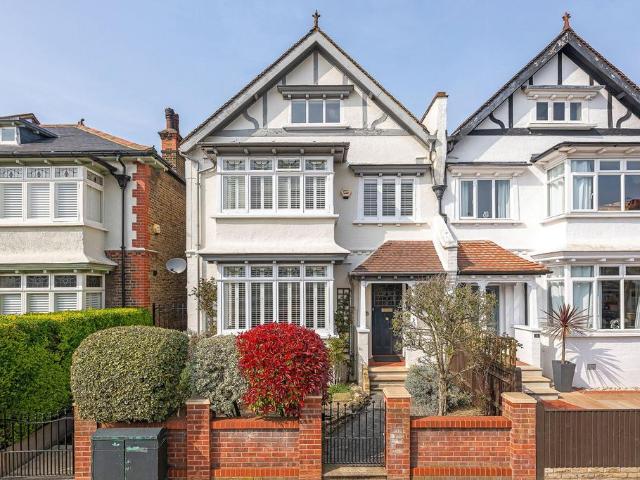 5 bedroom semi detached house for sale