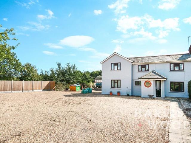 5 bedroom semi detached house for sale
