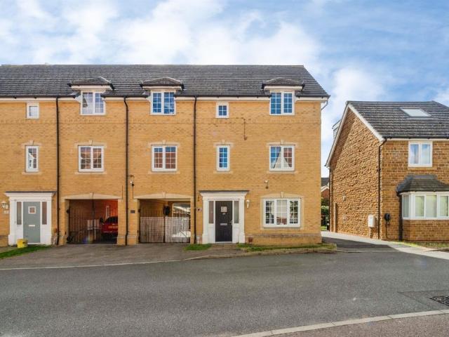 5 bedroom semi detached house for sale