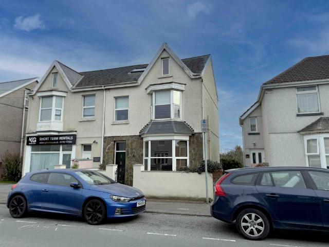 5 bedroom semi detached house for sale