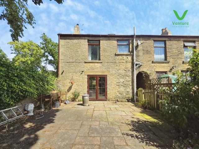 5 bedroom semi detached house for sale