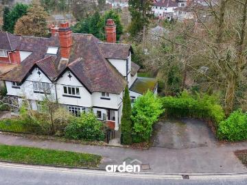 5 bedroom semi detached house for sale