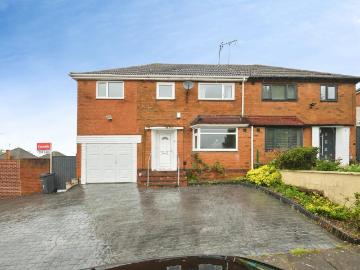 5 bedroom semi detached house for sale