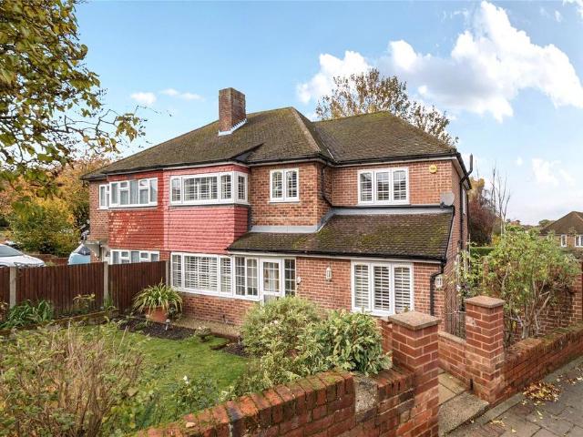 5 bedroom semi detached house for sale