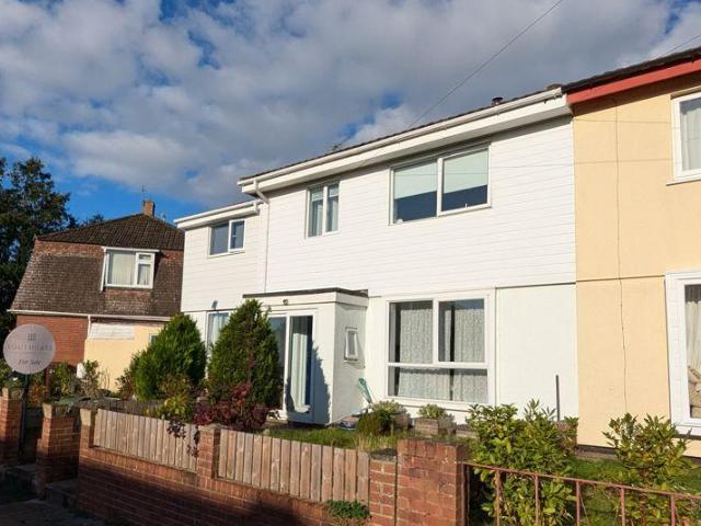 5 bedroom semi detached house for sale