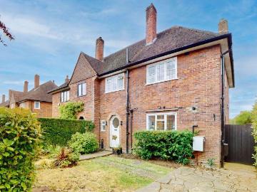 5 bedroom semi detached house for sale