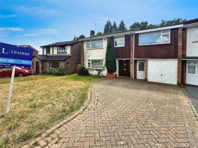 5 bedroom semi detached house for sale