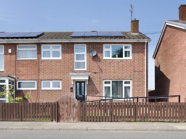 5 bedroom semi detached house for sale
