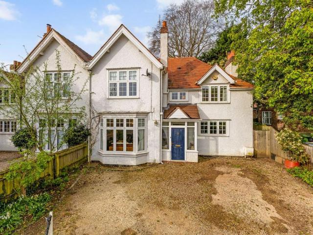 5 bedroom semi detached house for sale