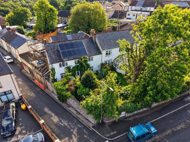 5 bedroom semi detached house for sale