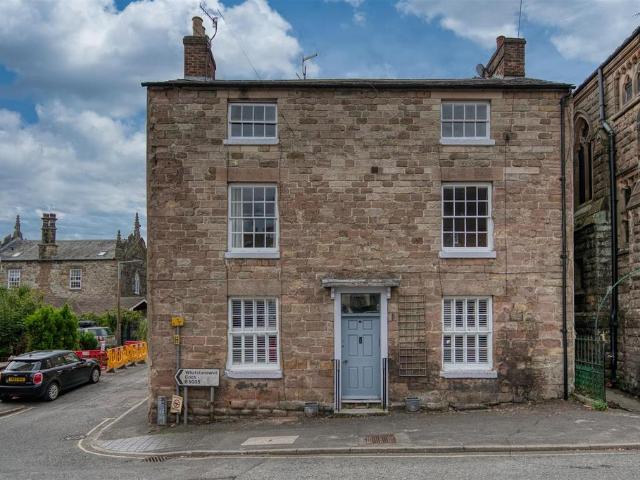 5 bedroom semi detached house for sale