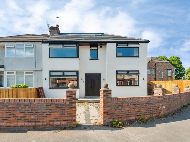 5 bedroom semi detached house for sale