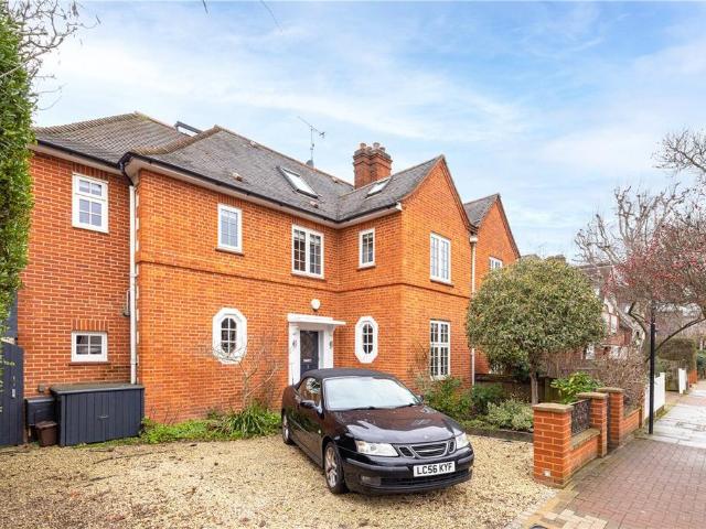 4 bedroom semi detached house for sale