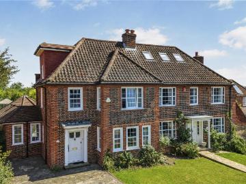 5 bedroom semi detached house for sale
