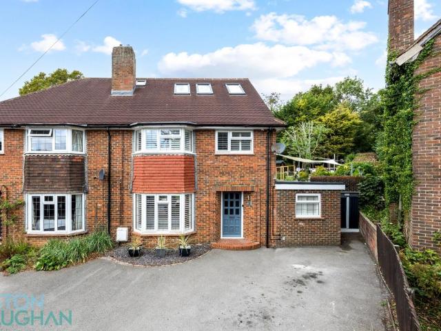 5 bedroom semi detached house for sale