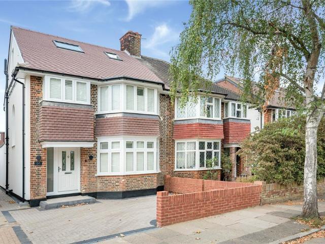 5 bedroom semi detached house for sale