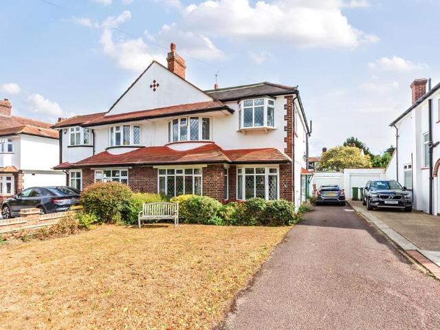 5 bedroom semi detached house for sale