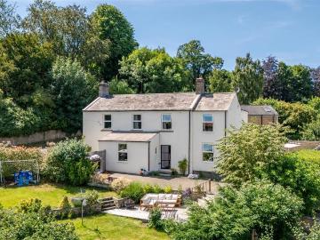 5 bedroom semi detached house for sale