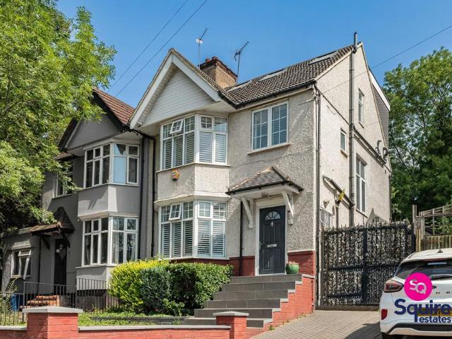 5 bedroom semi detached house for sale