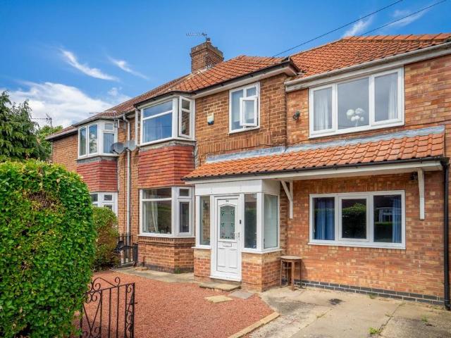 5 bedroom semi detached house for sale
