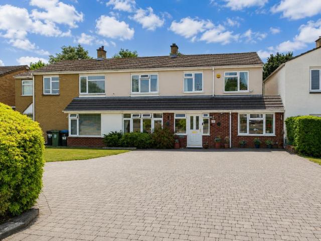 5 bedroom semi detached house for sale