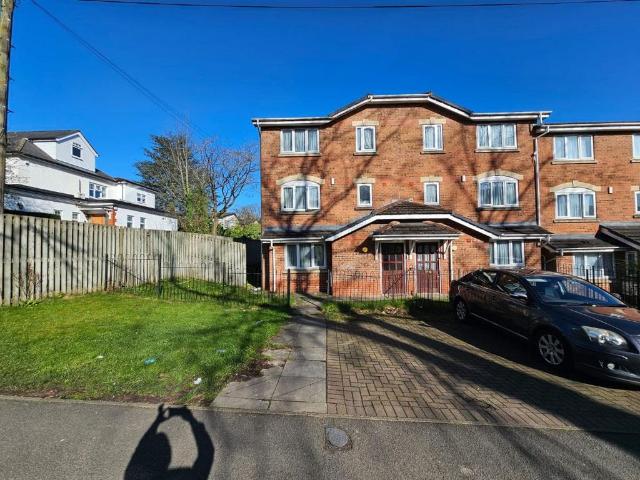 5 bedroom semi detached house for sale