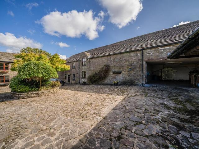 5 bedroom semi detached house for sale