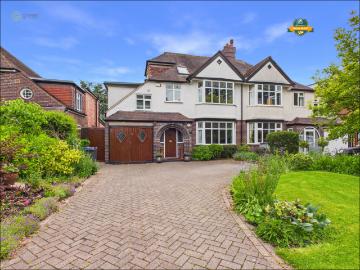5 bedroom semi detached house for sale